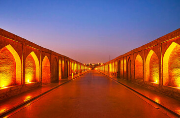 Evening Siosepol bridge, Isfahan, Iran