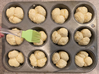 NC Hville Clover Leaf Cheddar Rolls Dough Egg Wash 2025