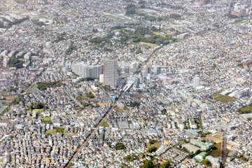西武池袋線ひばりヶ丘駅付近を空撮