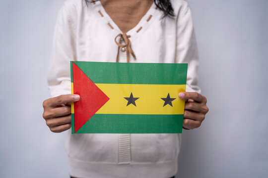 Proud Hands Displaying São Tomé and Príncipe Flag