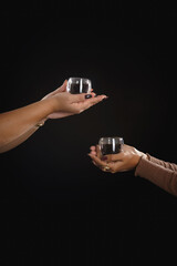 Caf&eacute; en manos