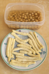 homemade macaroni with creamy of chickpeas