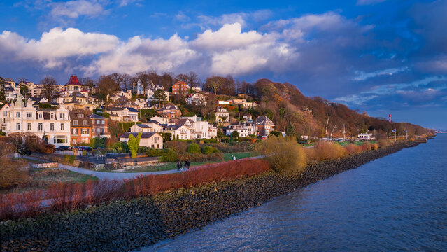 Elbhang Hamburg am Baurs Park HD