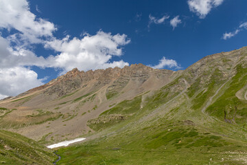 Fototapeta premium Mountain view in the Massif des Cerces, Hautes Alpes, France