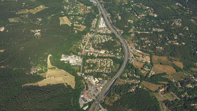Palette &agrave; c&ocirc;t&eacute; d4aix en Provence