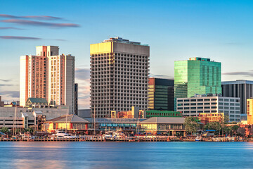 Obraz premium Norfolk, Virginia, USA Skyline on the Elizabeth River 2096