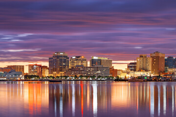 Obraz premium Norfolk, Virginia, USA Downtown on the Elizabeth River 2090