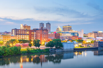 Naklejka premium Peoria, Illinois, USA Downtown Skyline 2009