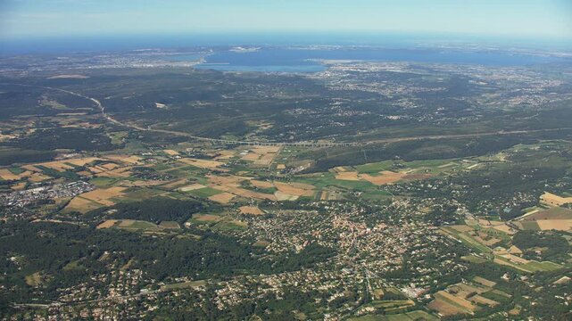 Vue a&eacute;rienne du village d'&eacute;guilles