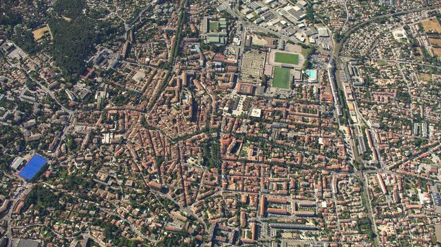 Vue a&eacute;rienne de Salon de Provence