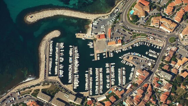 vue a&eacute;rienne de Sausset les Pins