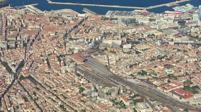 vue a&eacute;rienne de la gare de Marseille
