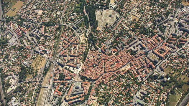 vue a&eacute;rienne d'Aubagne