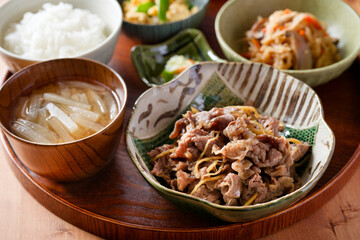 牛肉のしぐれ煮