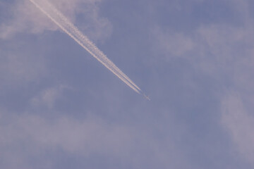 優空と飛行機雲