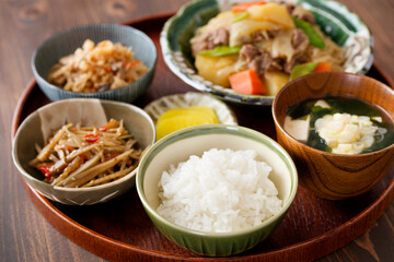 肉じゃが定食