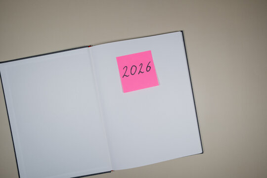 Notitzbuch mit Klebezettel 2026