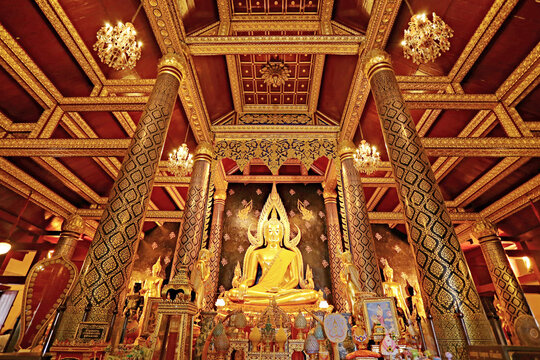 Public attractions Phra Phuttha Chinnarat at Wat Phra Si Rattana Mahathat Woramahawihan Temple in Phitsanulok Province, Thailand 