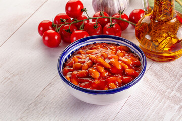 White canned bean in tomato sauce