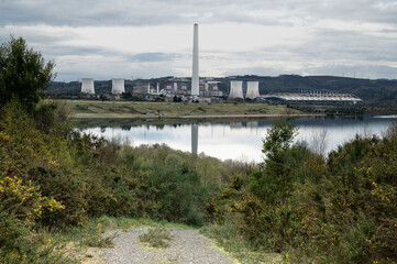 Bidegorri route in As Pontes de Garcia Rodriguez, A Coruña: a natural area for mountain biking, hiking, or spending an unforgettable day with the family near a unique artificial lake.