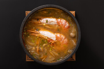 赤エビ　海鮮スープ（コチュジャン　味噌味）