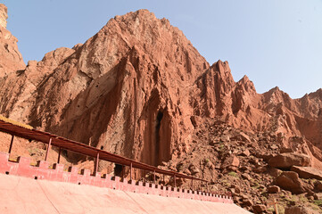 The Tianshan Grand Canyon or Kesileya Grand Canyon is a stunning natural feature in Xinjiang, China, characterized by its distinctive red canyons, formed by millions of years of wind and rain erosion.