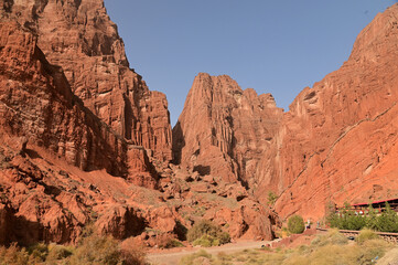 The Tianshan Grand Canyon or Kesileya Grand Canyon is a stunning natural feature in Xinjiang, China, characterized by its distinctive red canyons, formed by millions of years of wind and rain erosion.