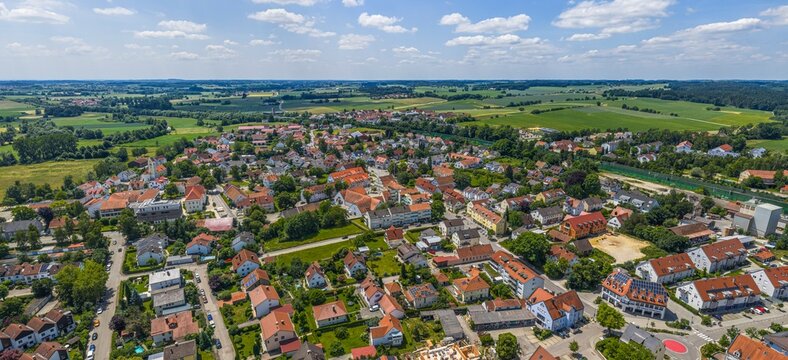 Petershausen an der Glonn im Kreis Dachau n&ouml;rdlich von M&uuml;nchen von oben