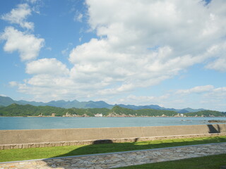 海を望める公園