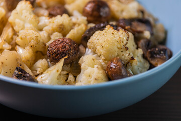 Roasted Cauliflower and Mushrooms in Bowl – Cozy Fall Veggie Side Dish