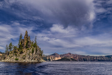 phantom ship crater lake island rocks © Terri Cage 