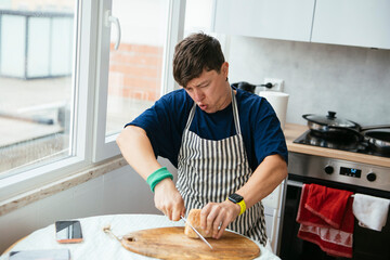 Practicing knife skills with focused guidance and tactile feedback