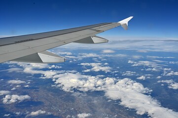 Fototapeta premium Blick aus einem Flugzeug