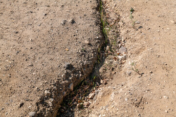 erosion. (Qa) Alluvial gravel, sand and clay of flood plains. Malibu Creek State Park, Santa Monica Mountains National Recreation Area. Los Angeles County, California
