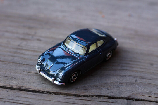 
1:64 scale Matchbox Porsche 356 model car