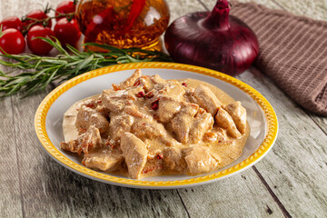 Roasted chicken fillet with cream sauce