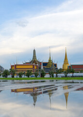 Wat Phra Kaew, on the banks of the Chao Phraya River, Bangkok, Thailand