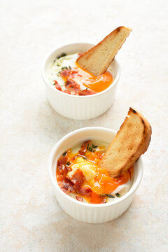 Eggs en cocotte (baked eggs)
