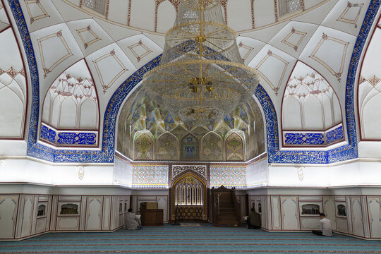 Interior of Bolo Haouz Mosque in Bukhara