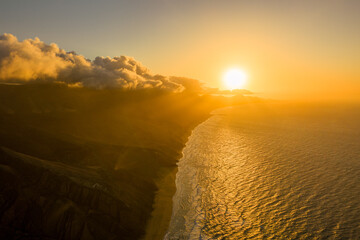 Fototapeta premium The Playa Larga is located in the southern part of the Jandía peninsula in Fuerteventura and is a wild and sprawling stretch of coastline, roughly 1.5 kilometers long