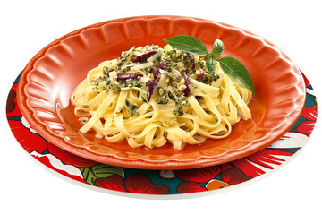 prato decorado com macarrão ao molho pesto com azeitona isolado em fundo transparente