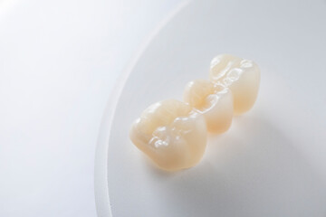 Zirconia block and dentures