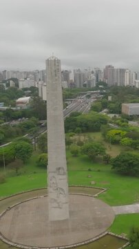 Obelisco Mausol&eacute;u aos Her&oacute;is de 32 in S&atilde;o Paulo, Brazil, on a cloudy day