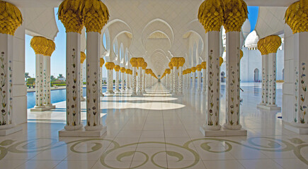 arab pilar marble column in dom © Rastislav Sedlak SK