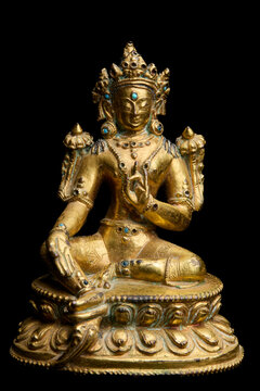 statuette dor&eacute;e de Shiva de la religion indienne