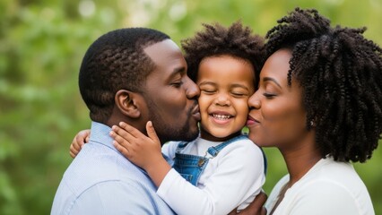 Obraz premium Loving parents kissing their happy young child in an outdoor setting
