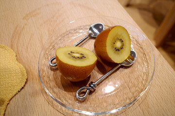 korea cafe fruit kiwi gold plate food