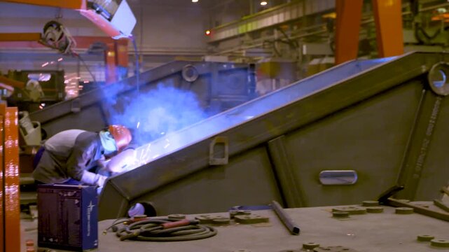 Industrial Factory Manufacturing Equipment and Heavy Machinery