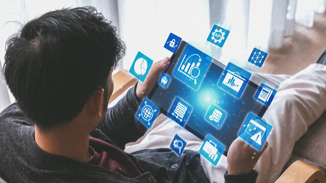 Data analytics and big data strategy for real-time analytics, predictive data modeling, business intelligence analytics, and data-driven decision-making in modern digital businesses. Spire