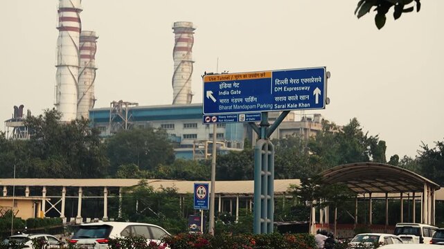 Delhi&ndash;Meerut Expressway Road Signboard on Busy Highway